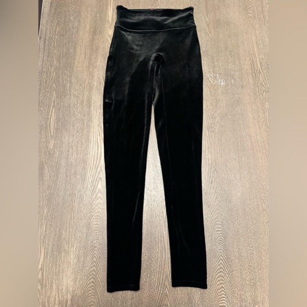 NWOT SPANX BLACK VELVET LEGGINGS - Size Small SKU:289